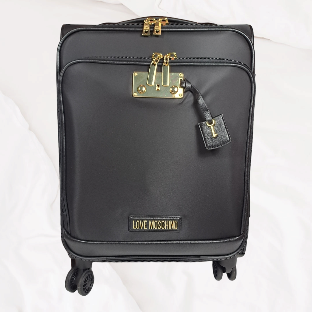 CARRY ON LOVE MOSCHINO