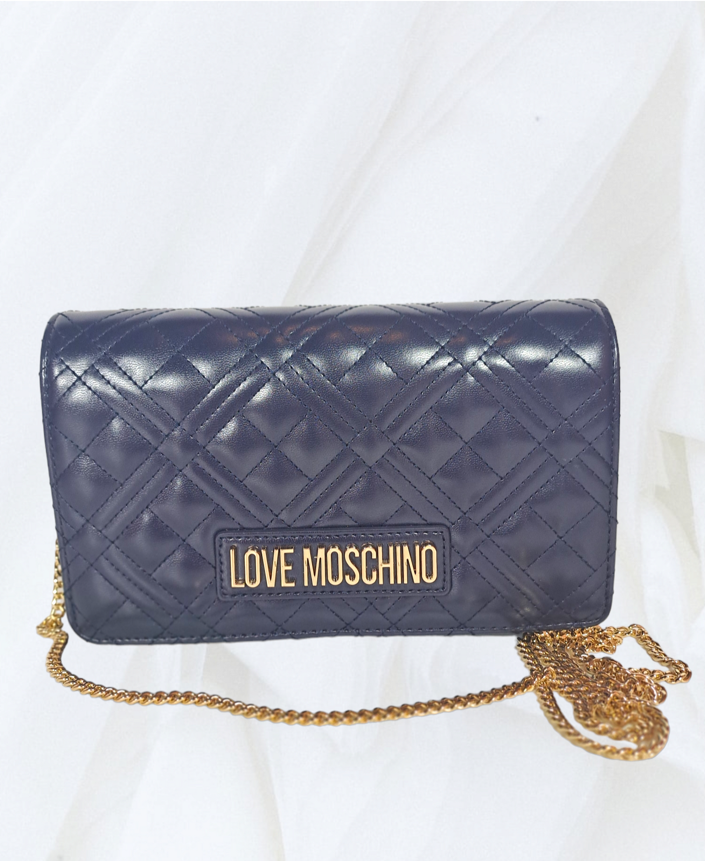 POCHETTE  CON CATTENA FINA ORO