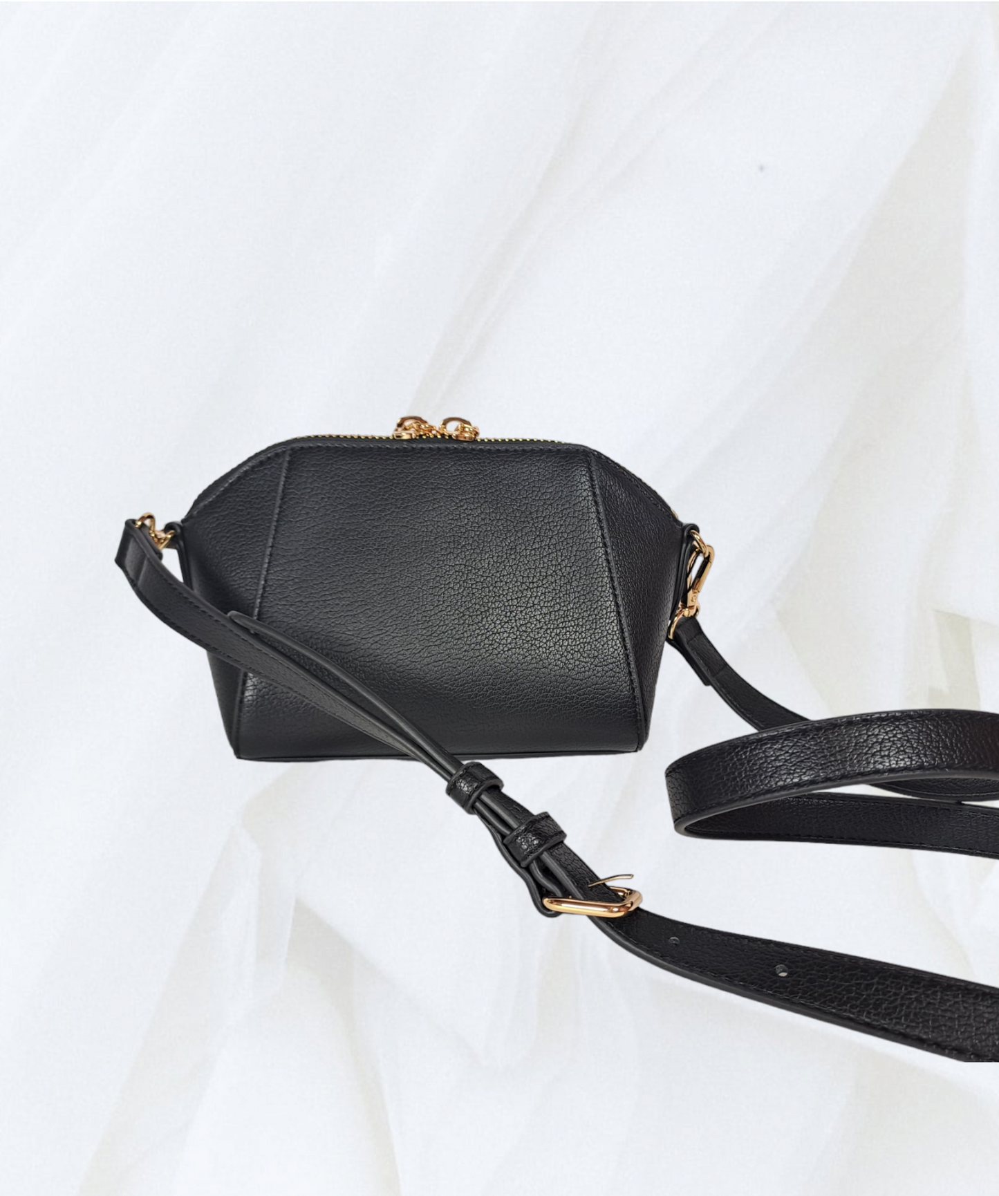 PICCOLA NERA DOPPIO ZIP E CHIAVE